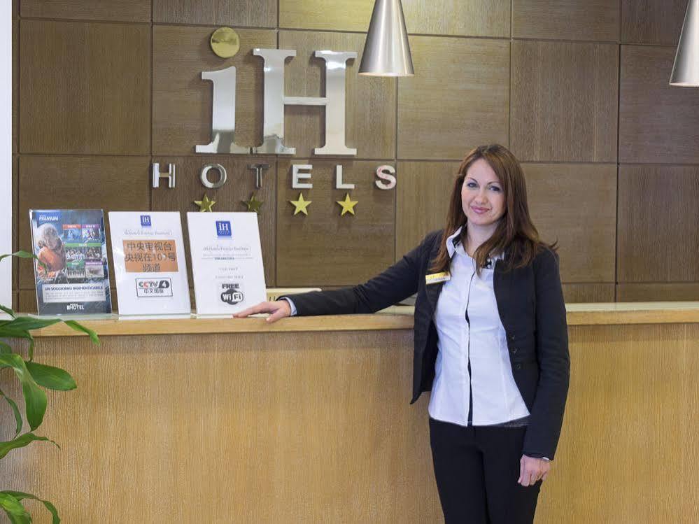 Hotel Firenze Каорле Экстерьер фото